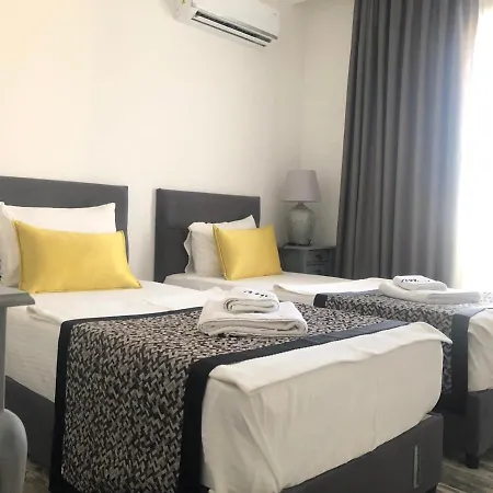 Mi Hotel *