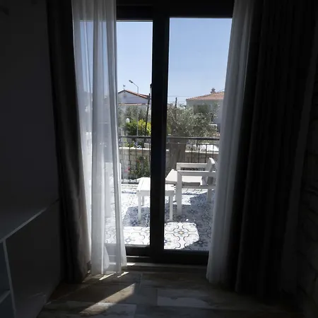Mi Ξενοδοχείο *